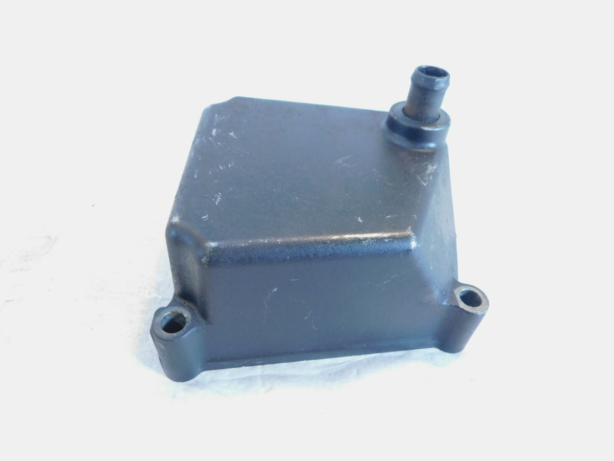 2015-19 Suzuki GSXS750 GSX-S750 Crankcase Top Breather Box Cover Cap 11370-44G00 - C3 Cycle