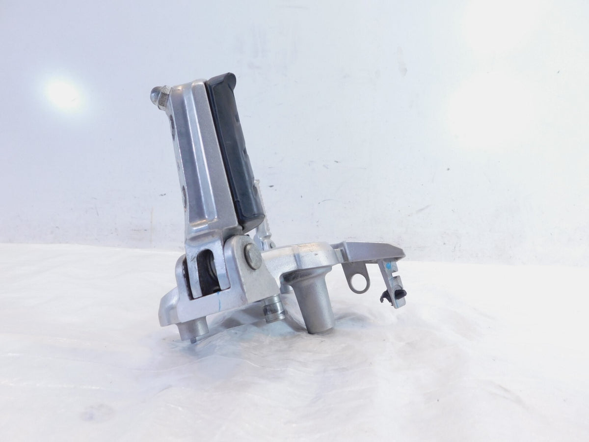 17-20 Honda Z125 Grom 125 Front & Rear Right Footpegs Footrests & Mount Bracket - C3 Cycle