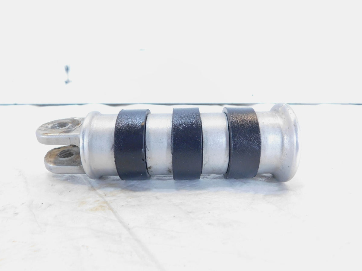 Suzuki Volusia VL800 VZ800 800 Boulevard M50 Right Front Footrest Foot Peg - C3 Cycle