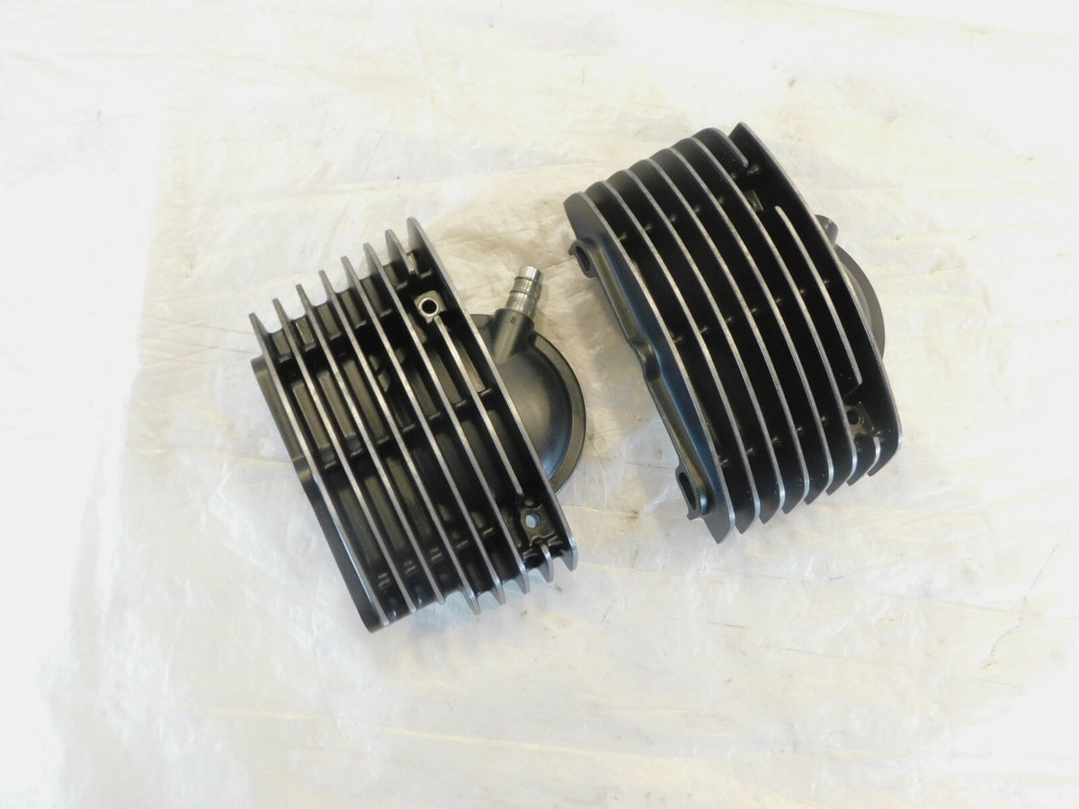 Yamaha V-Star 1100 Classic Custom Midnight & Silverado Cylinder Head Side Covers