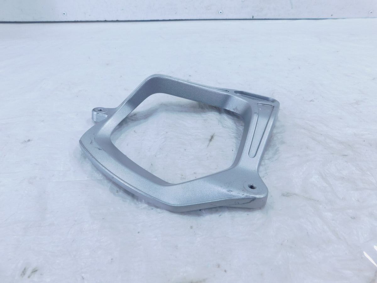 2019-2020 Yamaha Niken GT MTX9 MXT850 Front Left Wheel Fender Outer Bracket Stay - C3 Cycle