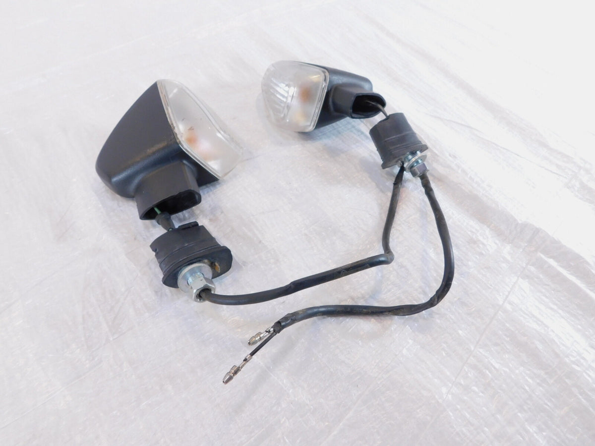 Suzuki GW250 Inazuma 250 L3 L4 L5 L7 Rear Left/Right Indicator Turn Signals - C3 Cycle