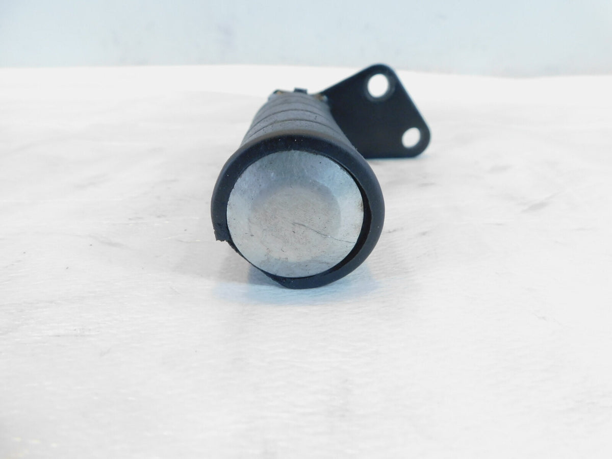 One Harley Road King Electra Glide Passenger Footpeg Footpeg Mount Bracket - C3 Cycle