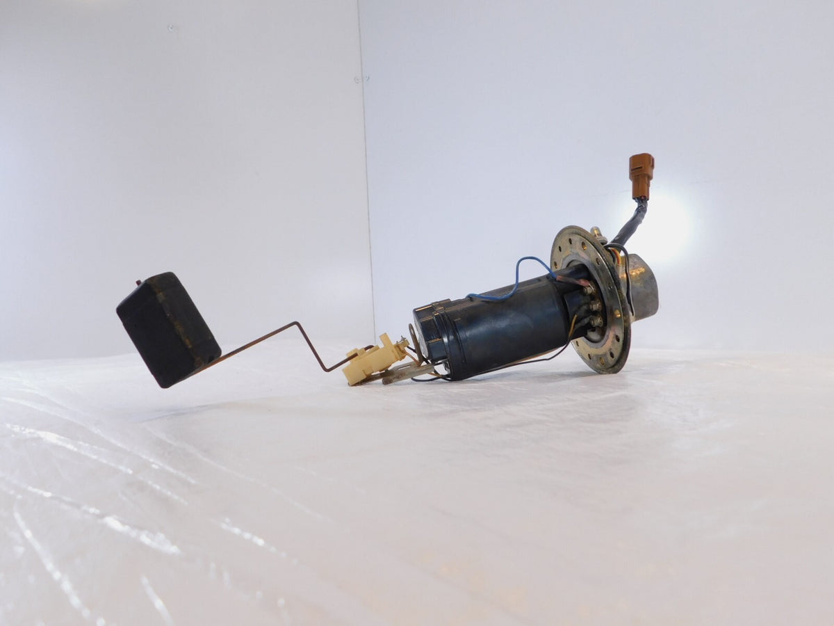 2001 2002 2003 Suzuki Hayabusa Busa 1300 GSX1300R Gas Petrol Fuel Tank Pump - C3 Cycle