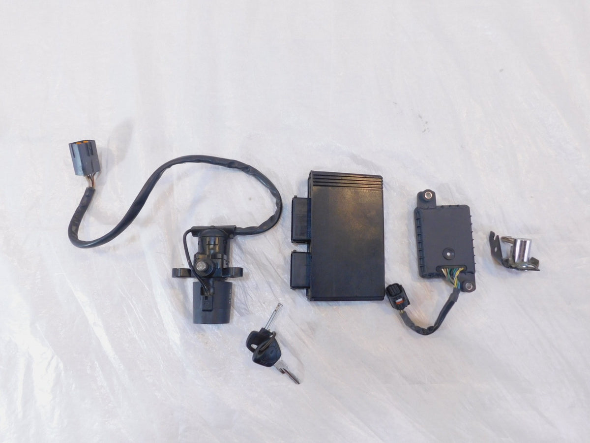Triumph Street Triple R Ignition Switch Engine Control Module ECM CDI ECU W/Key - C3 Cycle