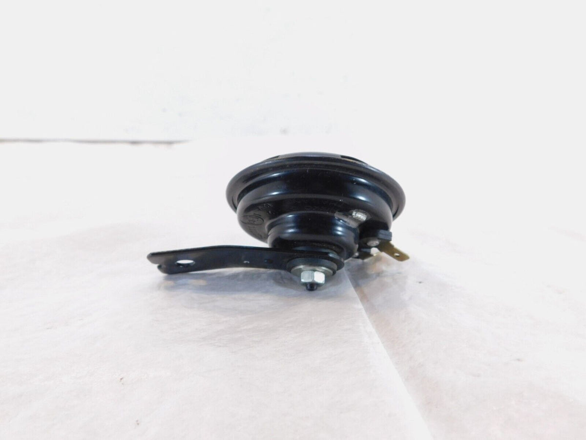 Yamaha XC50 Vino Classic 50 & YW50 Zuma 50F 50FX Black Indicator Horn w/ Bracket - C3 Cycle