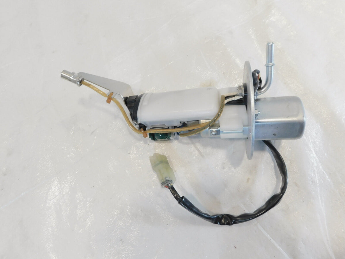 Kawasaki Ninja H2 Carbon & SX SE ZX1002 Gas Petrol Fuel Tank Pump 49040-0740 - C3 Cycle