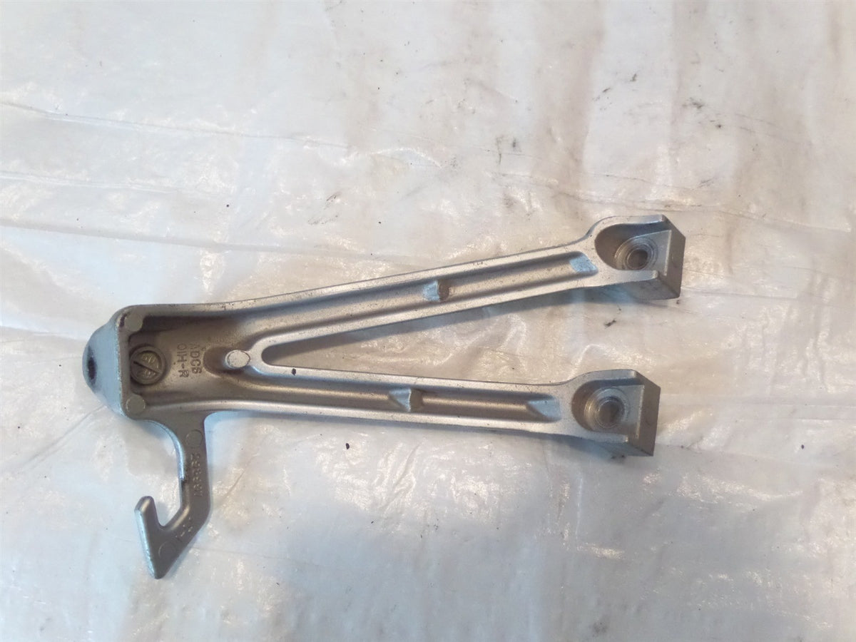 2006-2007 Suzuki GSX-R600 GSX-R750 Right Rear Passenger Footpeg Footrest Bracket - C3 Cycle