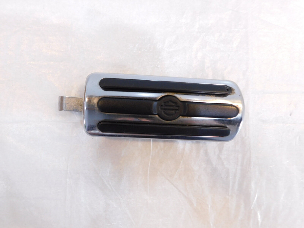 Pair Harley Touring Dyna Sportster & Softail Chrome & Rubber Footpeg Footrests - C3 Cycle