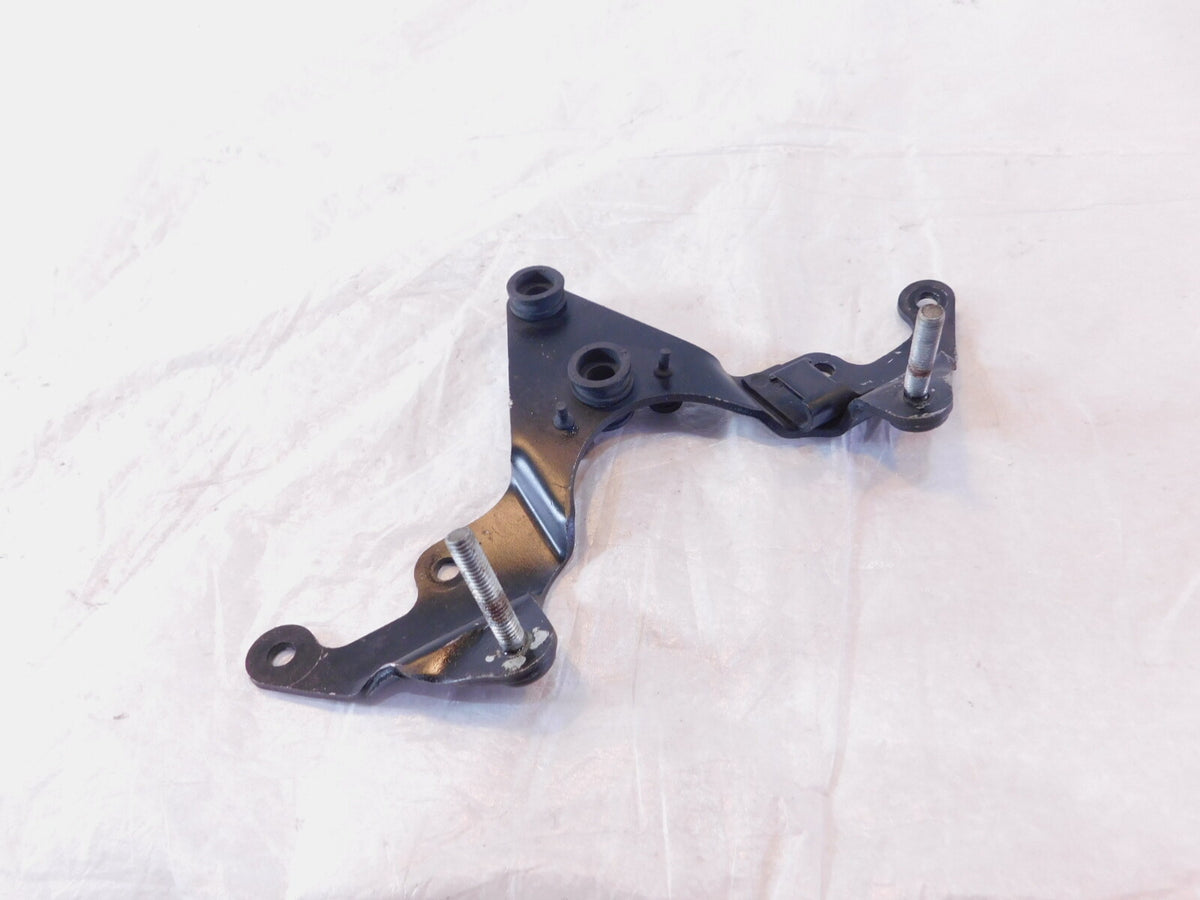 1983 83 Honda GL650 Silverwing 650 Instrument Cluster Speedometer Gauge Bracket - C3 Cycle