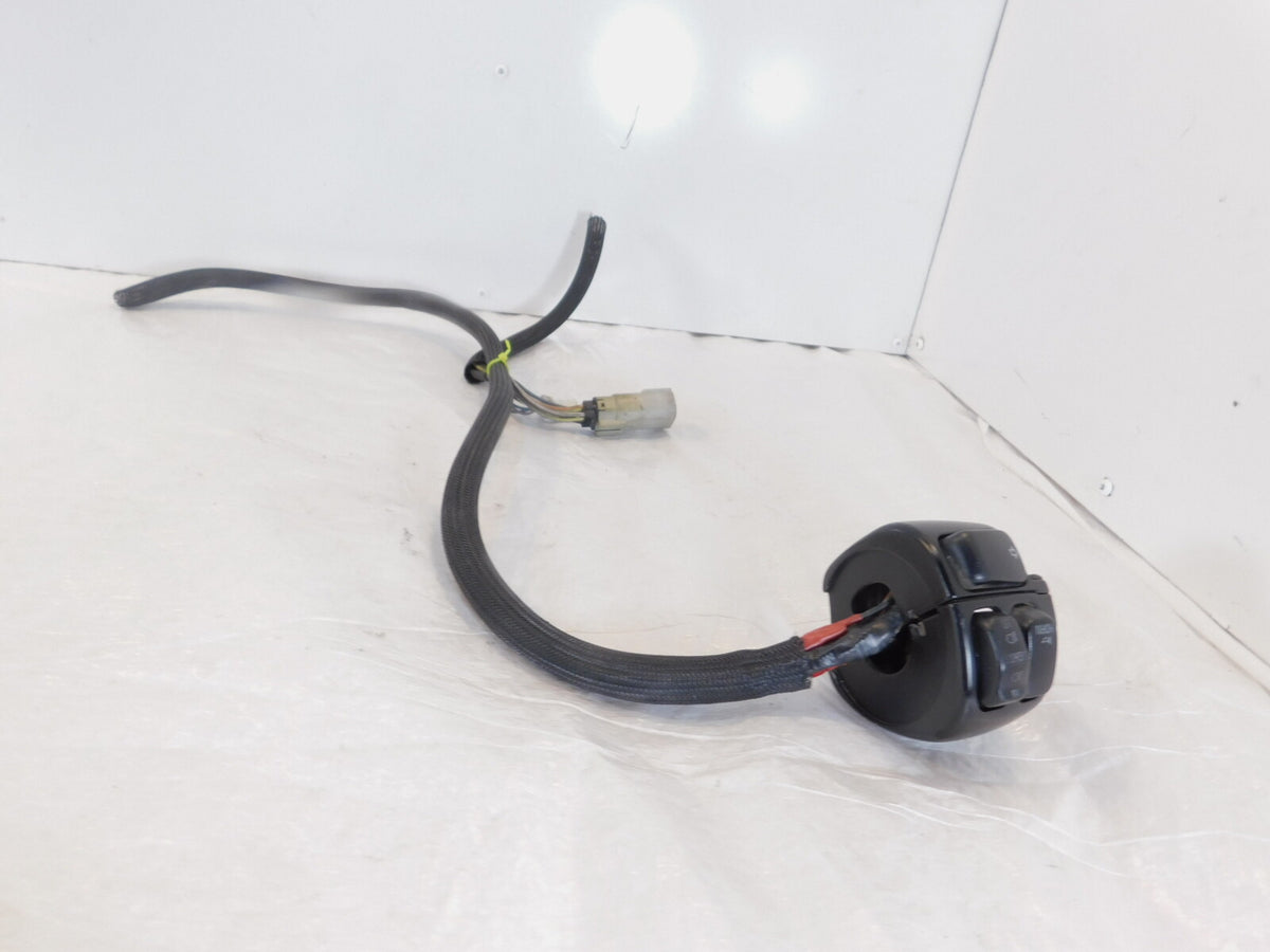b7755de2-4a48-4260-a2d5-cc90e572a7ec