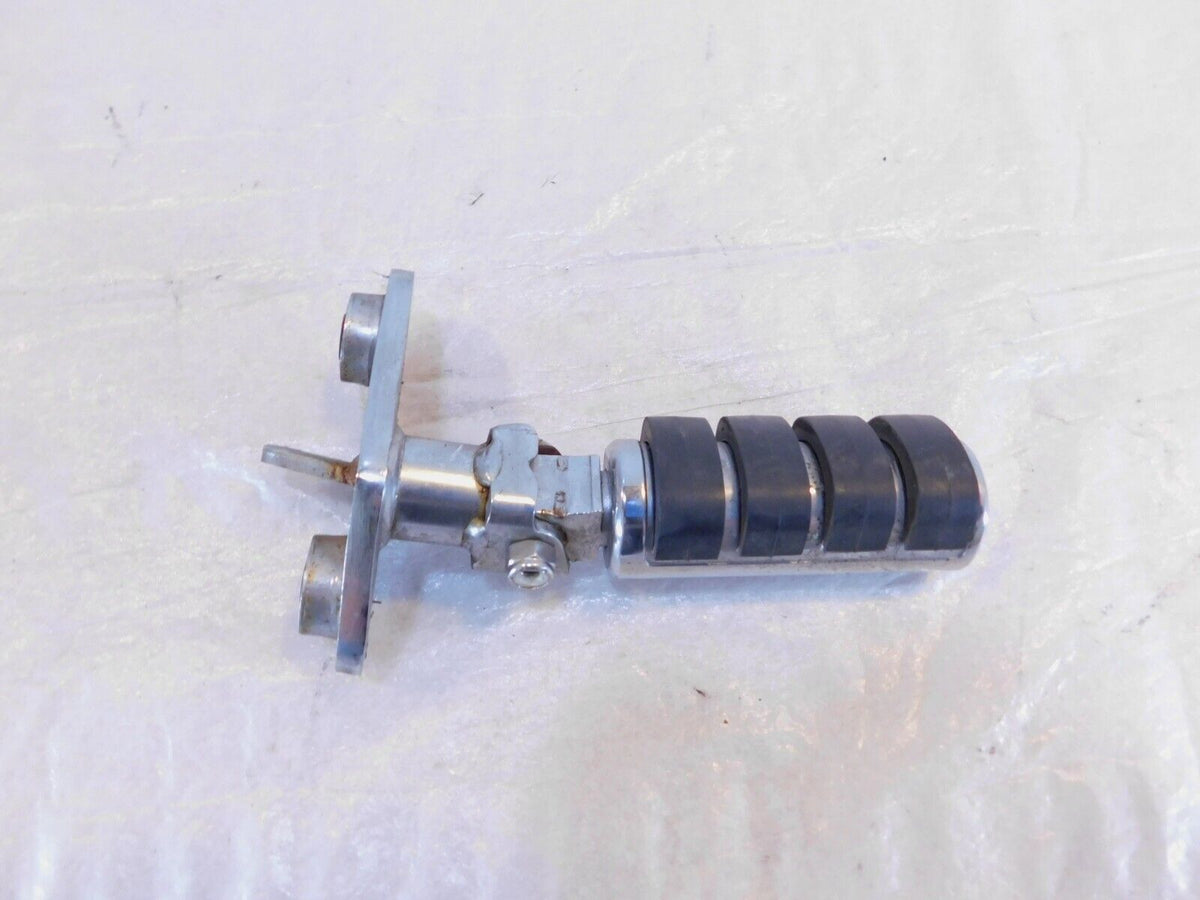 Honda VT600 VT600C Shadow 600 VLX Deluxe Right Footpeg Footrest & Bracket - C3 Cycle