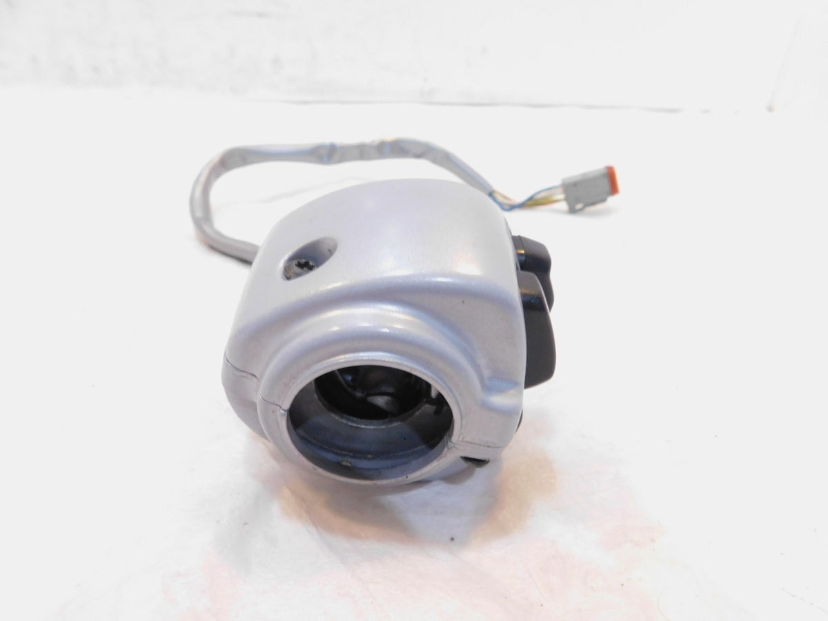2002-2005 Harley Davidson V-Rod VRSC Vrod Left Handlebar Horn Turn Signal Switch - C3 Cycle