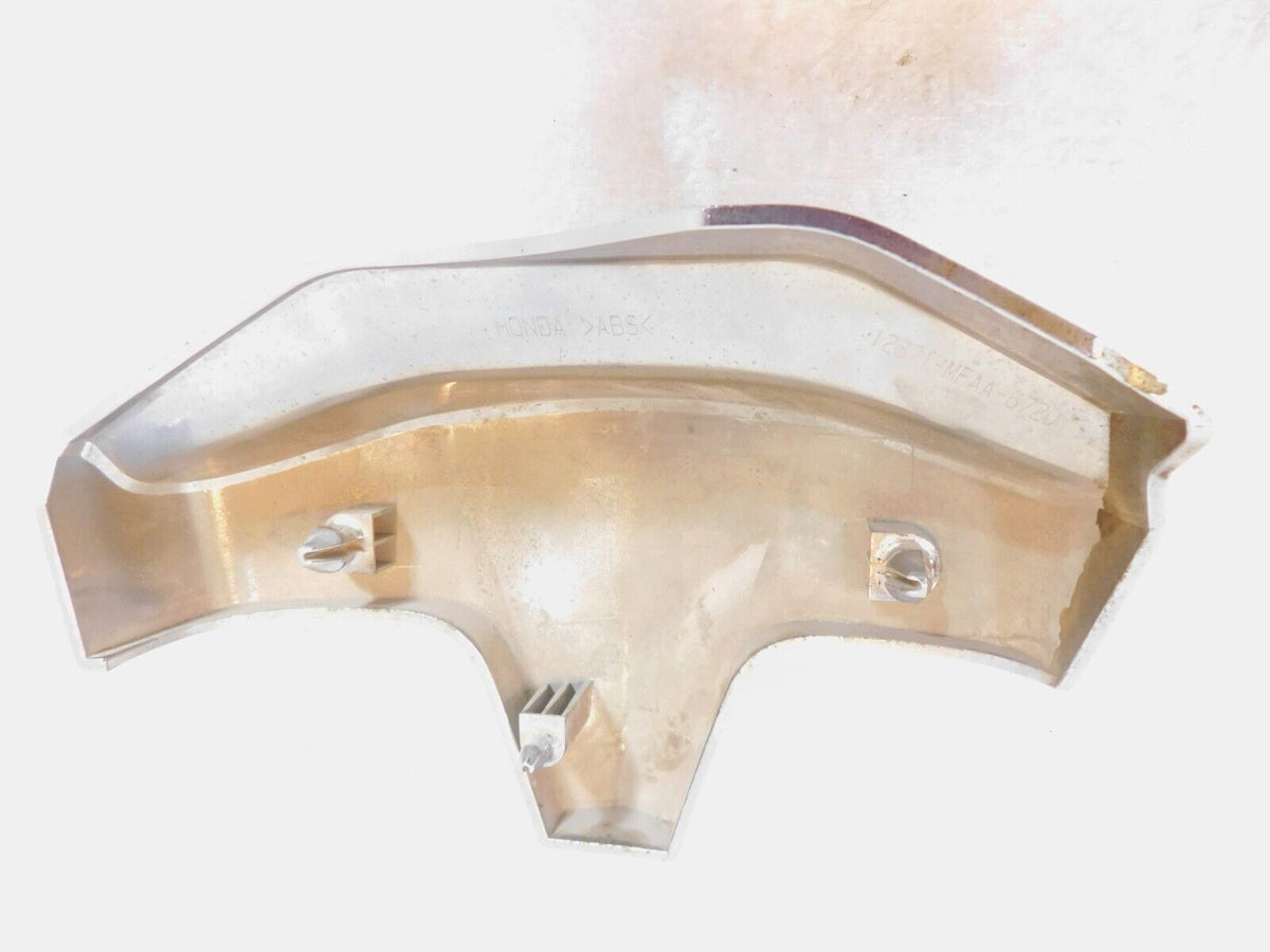Honda VTX1300 VTX1300C VTX1300R VTX1300S VTX1300T Front Left Cylinder Head Cover - C3 Cycle