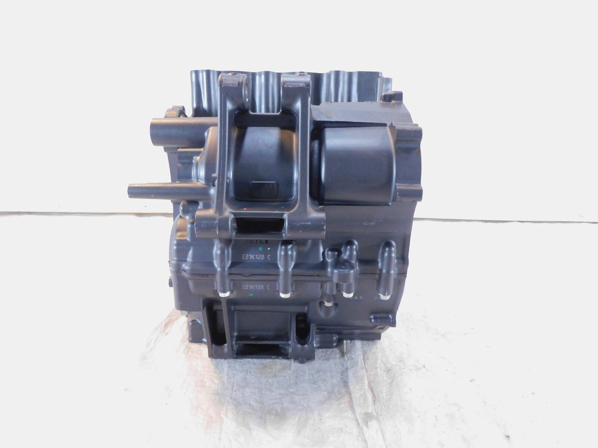 Yamaha MT-07 MT07 & YZFR7 YZF-R7 R7 Engine Motor Block Crankcase Crank Case
