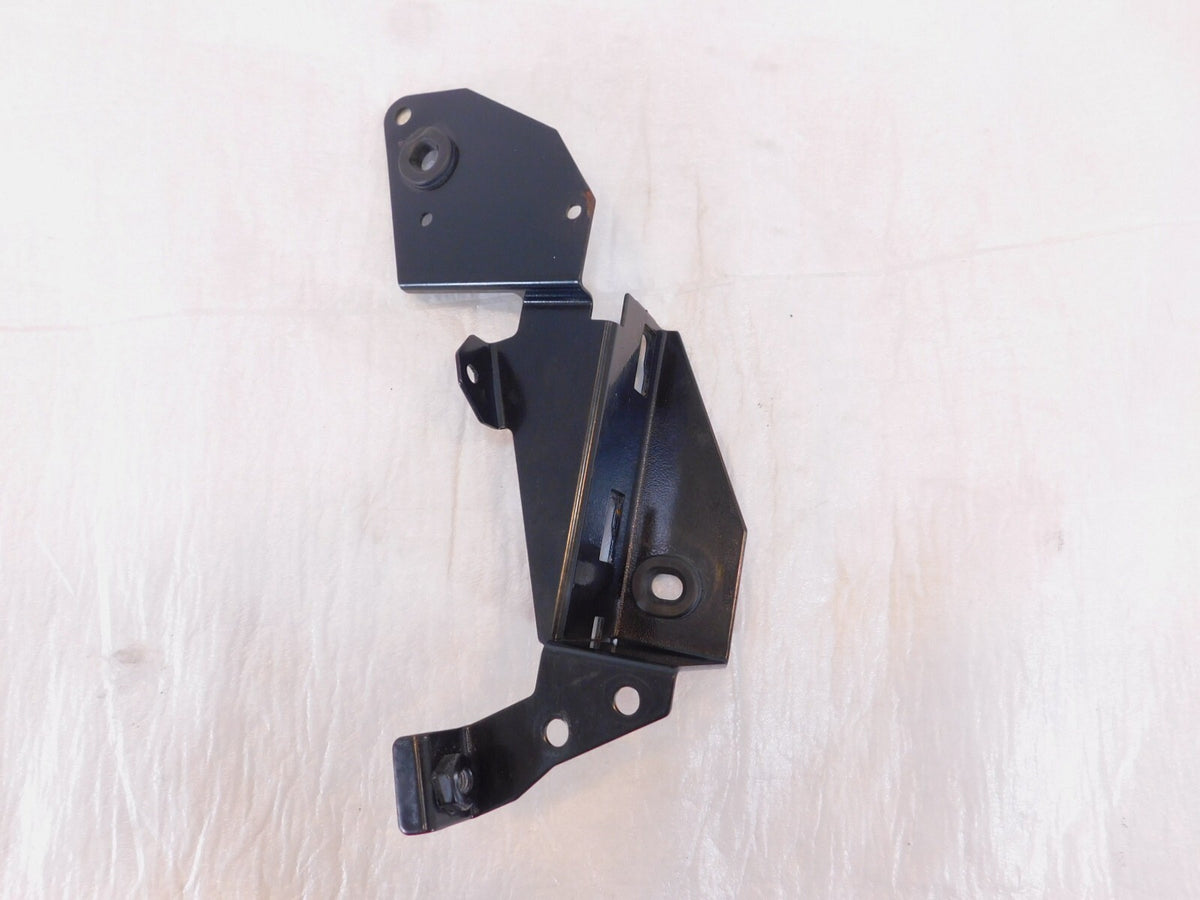 2003 2004 & 2005 Victory Vegas & Kingpin Right Frame Side Cover Mount Bracket - C3 Cycle