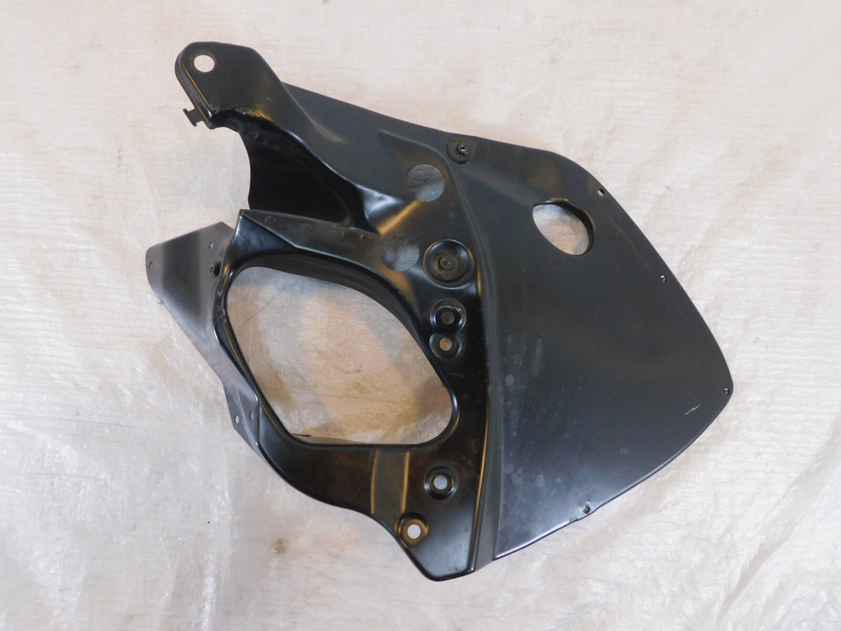 2002-2003 BMW R1200CL R1200 CL Black Right Side Finisher Cover Mount Bracket - C3 Cycle
