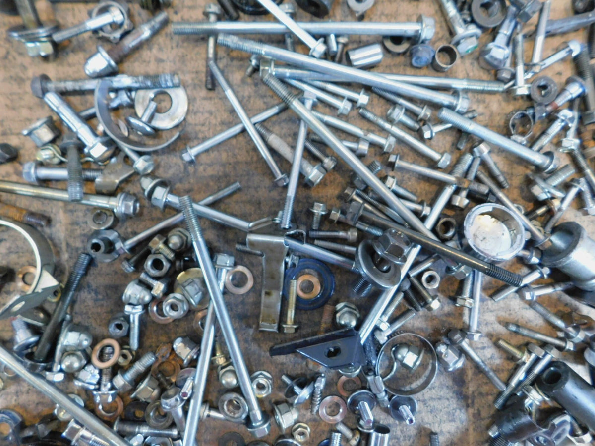 2004 Honda VT1100 VT1100C Shadow 1100 Spirit Nuts Bolts & Brackets Parts Box Lot - C3 Cycle