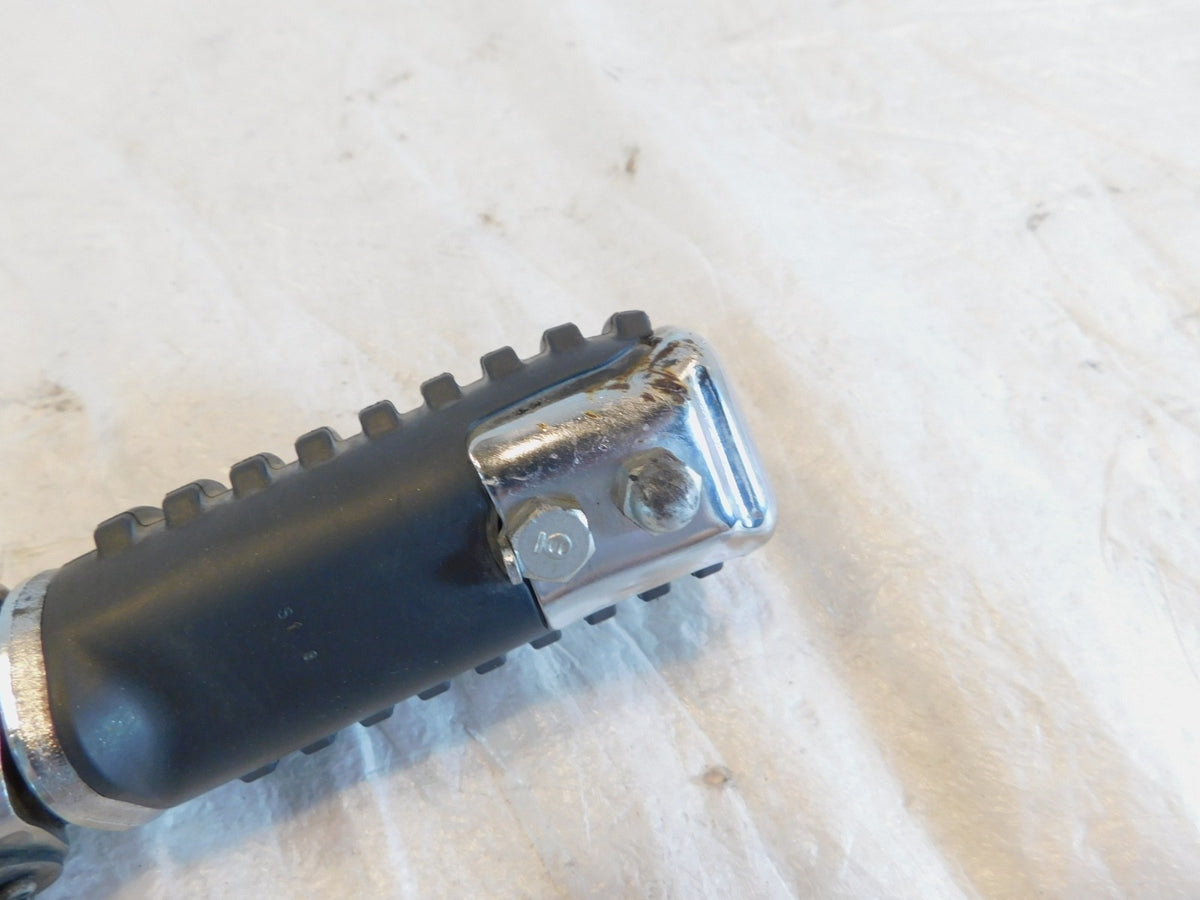 1994-03 Honda VF750 VF750C Magna 750 Front Left Footpeg Footrest & Mount Bracket - C3 Cycle