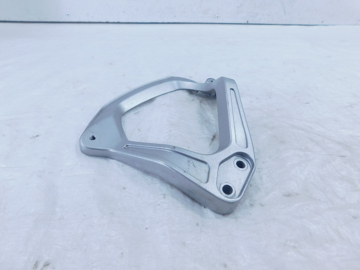 2019-2020 Yamaha Niken GT MTX9 MXT850 Front Left Wheel Fender Outer Bracket Stay - C3 Cycle