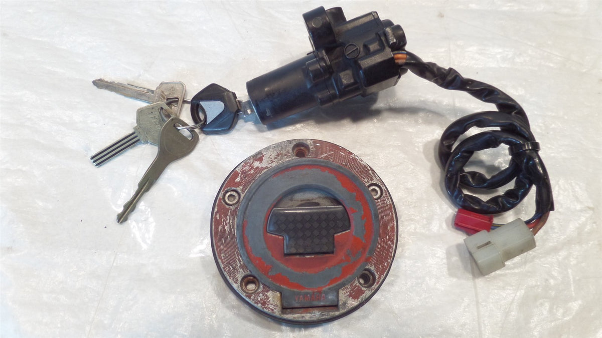Yamaha YZFR6 R6 & YZFR1 R1 Fuel Gas Petrol Tank Lock & Ignition Switch w/ Key - C3 Cycle