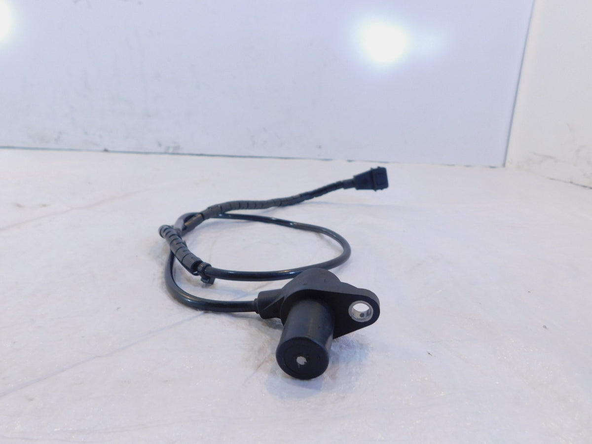 Vespa Piaggio Primavera Sprint 50 125 150 GTS GTV 250 300 Wheel Speed Sensor - C3 Cycle