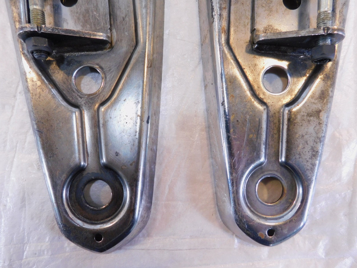 Indian Chief Chieftain & Roadmaster Right Floorboard Footboard Support Holder - C3 Cycle