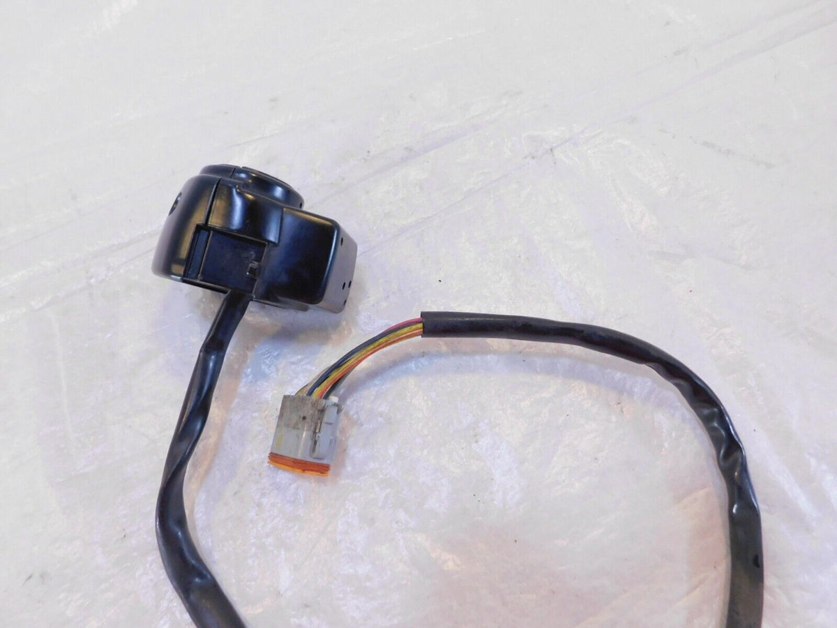 Harley Electra Glide Left Handlebar Turn Signal Horn Switches w/ Radio Volume - C3 Cycle
