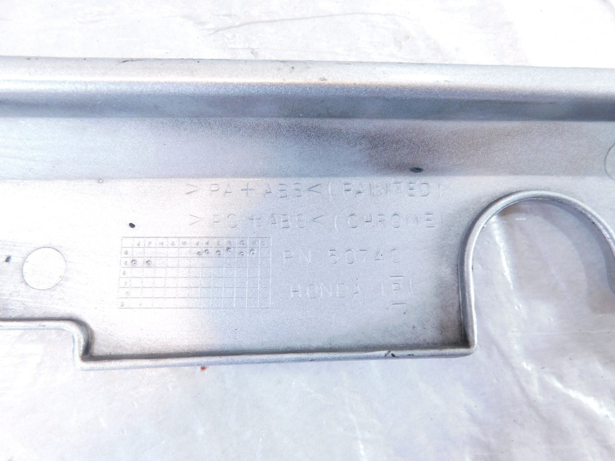 01-10 Honda GL1800 Goldwing 1800 Silver Lower Right Frame Cover Fairing Cowling