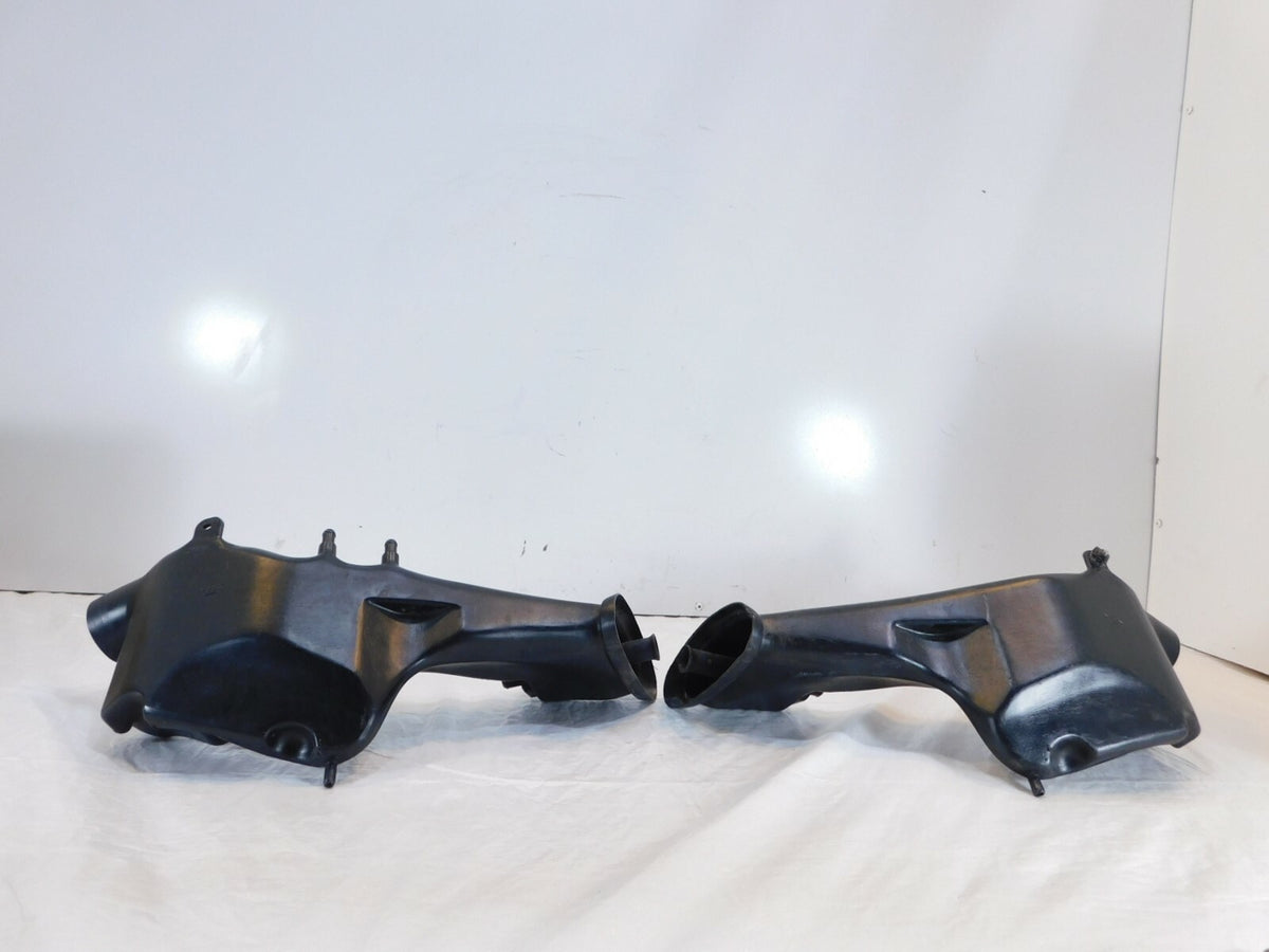 94-01 Kawasaki Ninja ZX-11 ZX1100 Front Left/Right Air Intake Duct Pipe Scoops