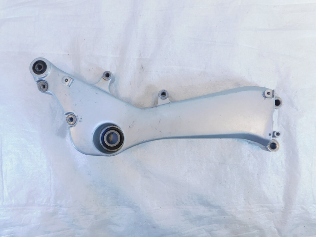 2002 02 Honda FSC600 Silver Wing 600 Rear Swingarm Final Drive Shaft Holder Stay - C3 Cycle