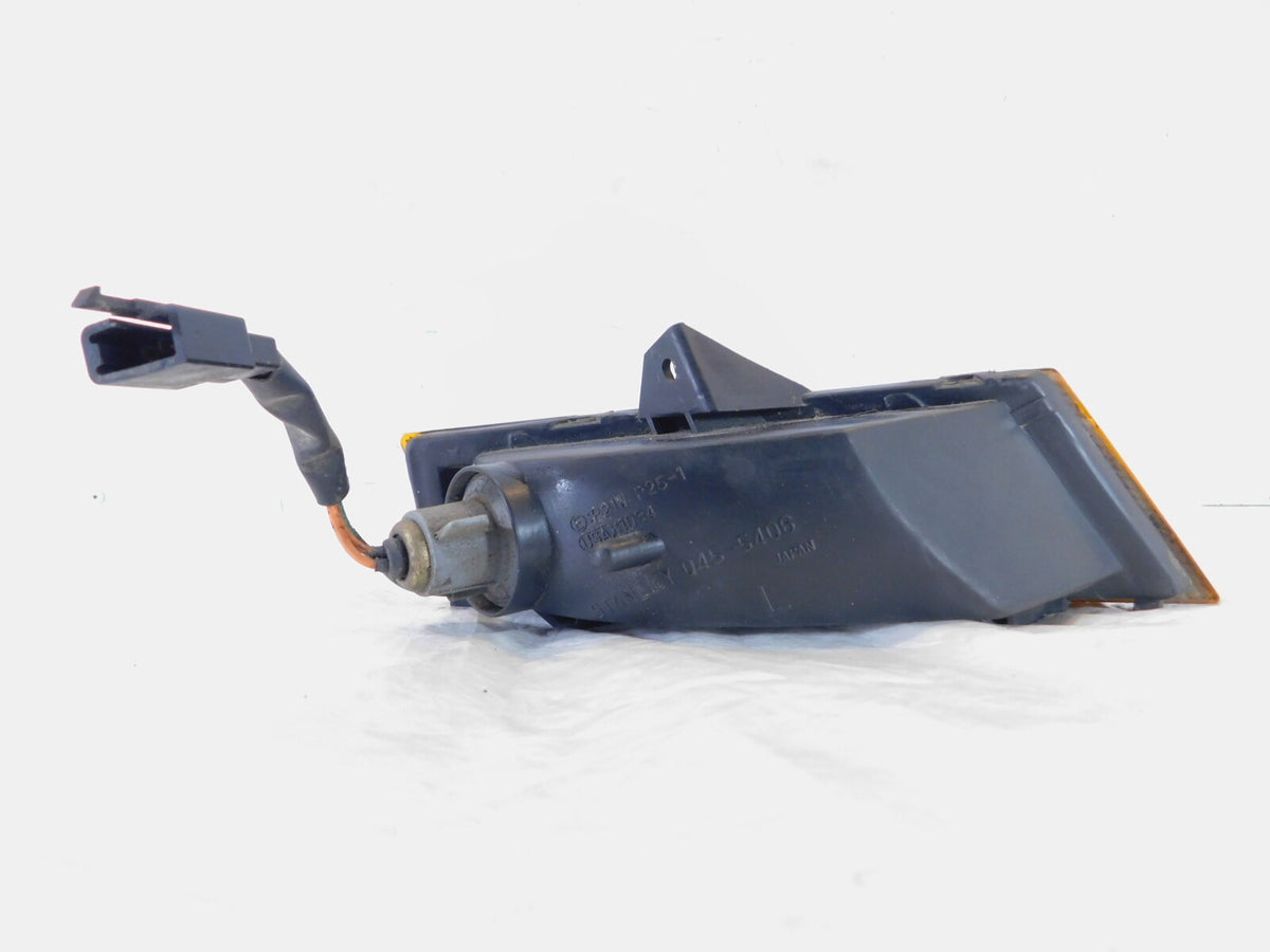 1988-1993 Honda Goldwing GL1500 GL1500A Front Left Turn Signal Flasher Indicator