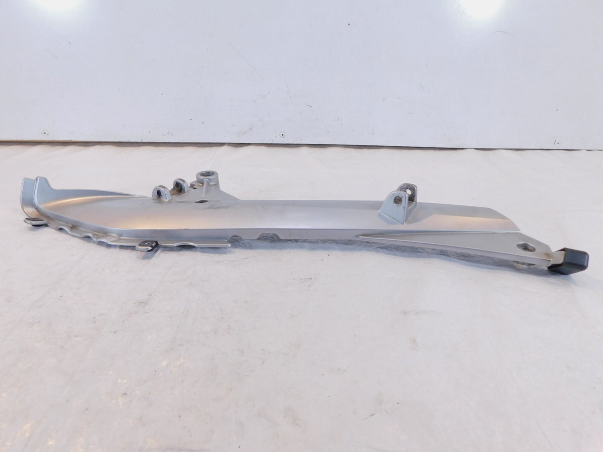 2005-2013 BMW R1200RT R900RT Silver Right Footrest Foot Peg Mount Plate Bracket