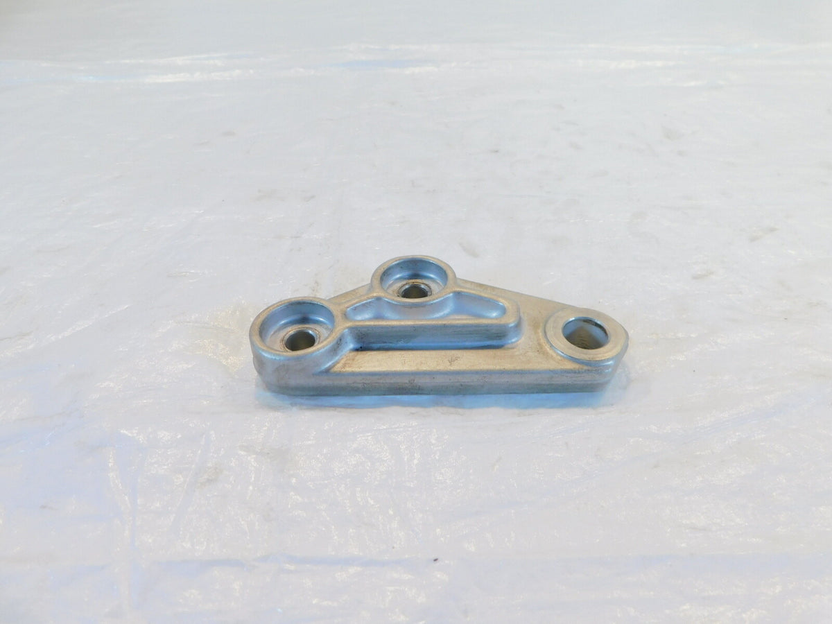Triumph Daytona 955 955i & Speed Triple 1050 Cylinder Head Engine Motor Mount