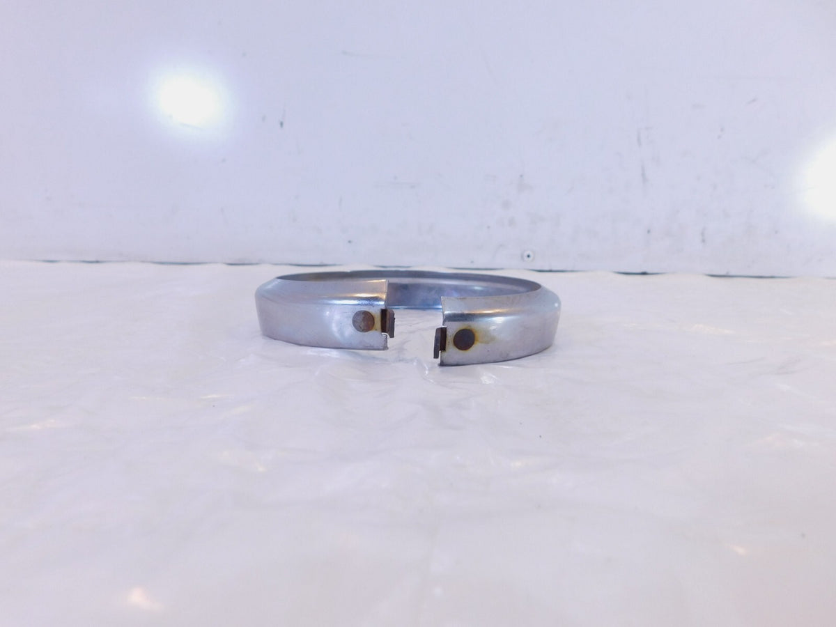 Harley Touring Electra Glide & Softail Passing Fog Light Lamp Chrome Trim Ring