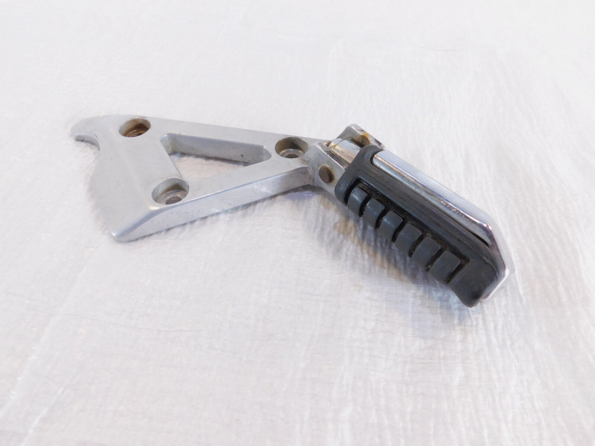 83-86 Honda VT500 VT500C Shadow 500 Rear Right Footpeg Footrest w/ Mount Bracket - C3 Cycle