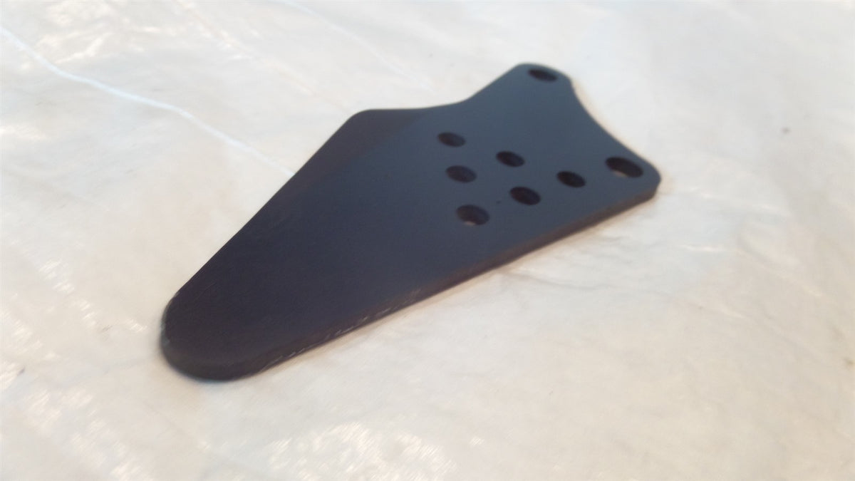 2008 Kawasaki Ninja ZX-6R ZX-600 Front Right Foot Peg Footrest Guard Bracket - C3 Cycle