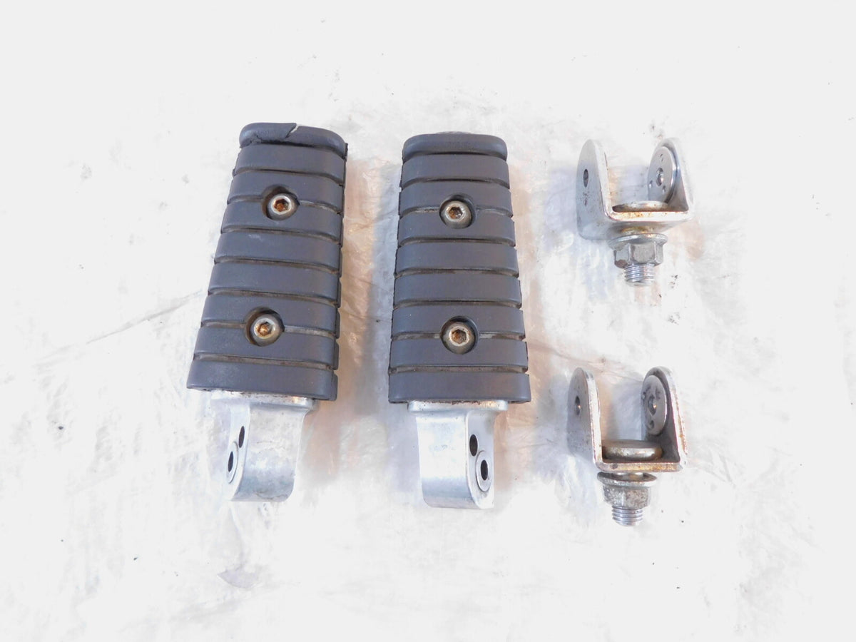 1985-95 Yamaha V-Max VMX 1200 VMX1200 Rear Left/Right Mount Brackets & Footpegs - C3 Cycle