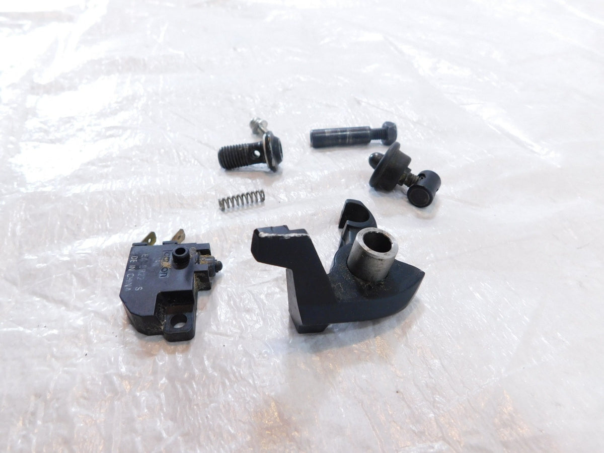 Yamaha YZFR7 YZF-R7 R7 Right Handlebar Brake Master Cylinder Switch & Bolt Lot - C3 Cycle