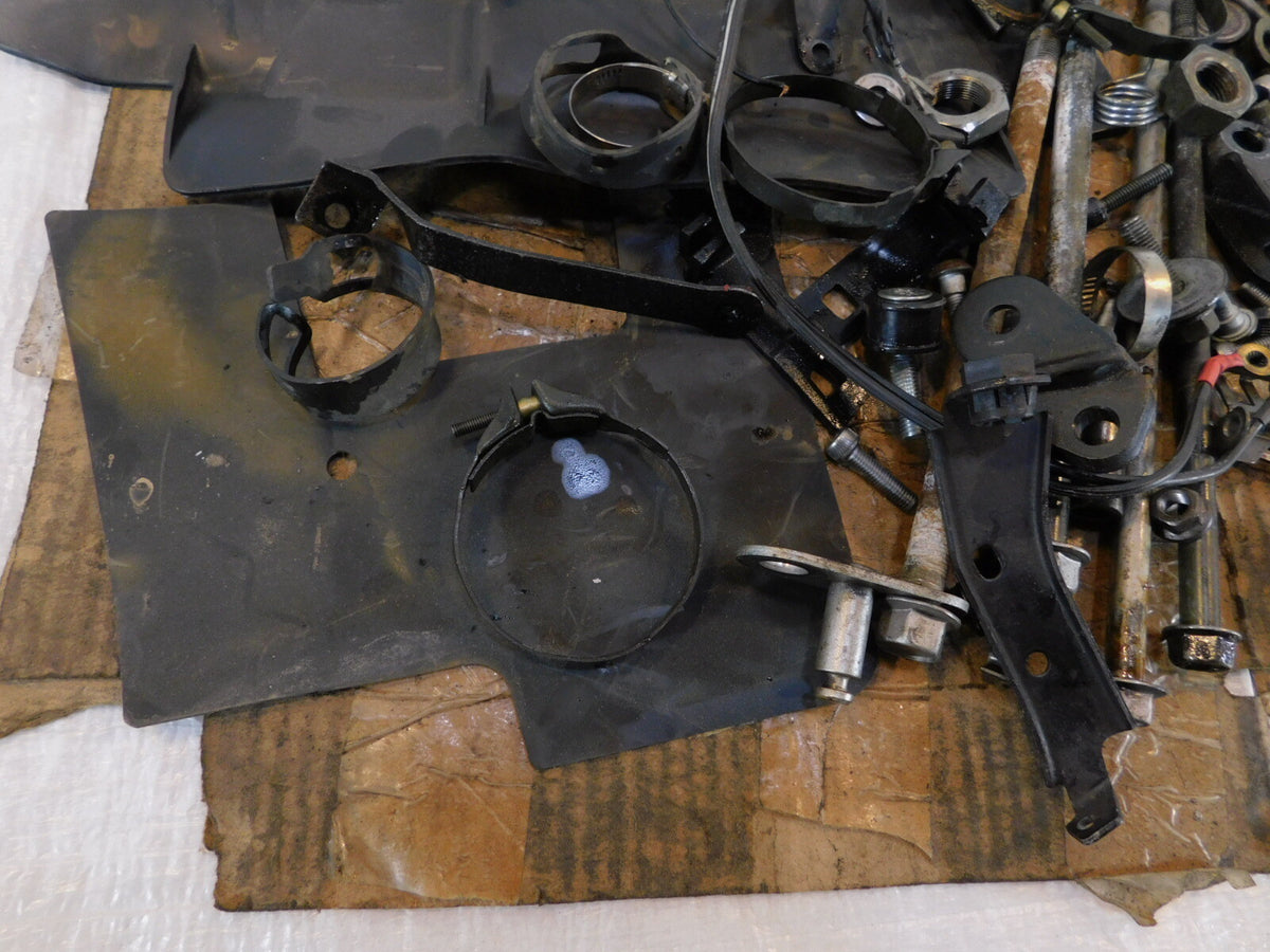 2004 04 Yamaha FZ6 FZ6S Misc Hardware Horn Nuts Bolts Brackets Parts Box Lot - C3 Cycle