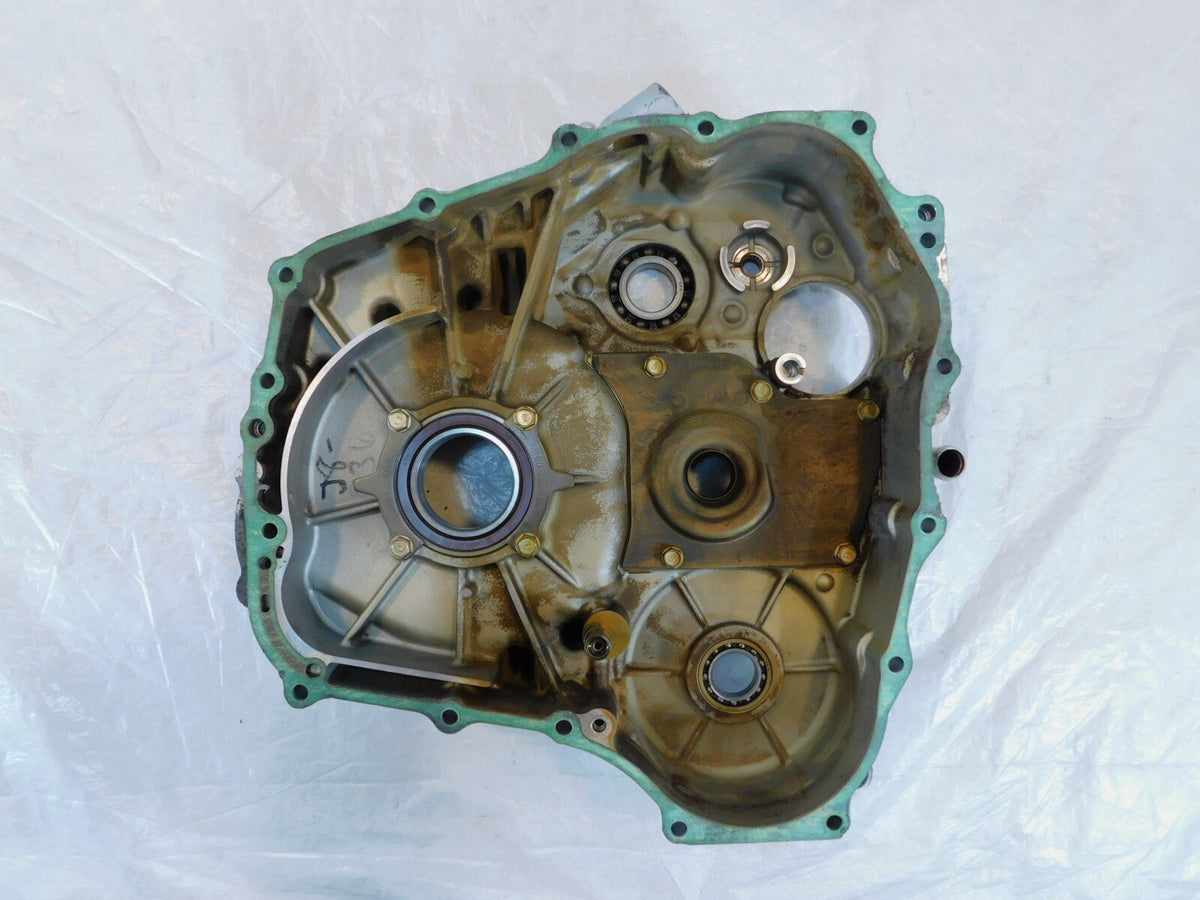 2002-2003 Honda GL1800 Goldwing Engine Motor Crankcase Rear Inner Clutch Cover - C3 Cycle