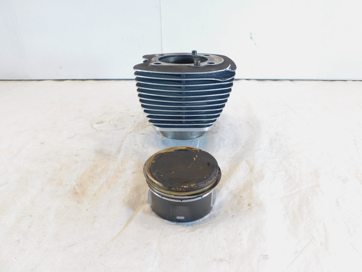 Harley Davidson Touring Dyna & Softail Twin Cam 88 Motor Piston & Black Cylinder - C3 Cycle