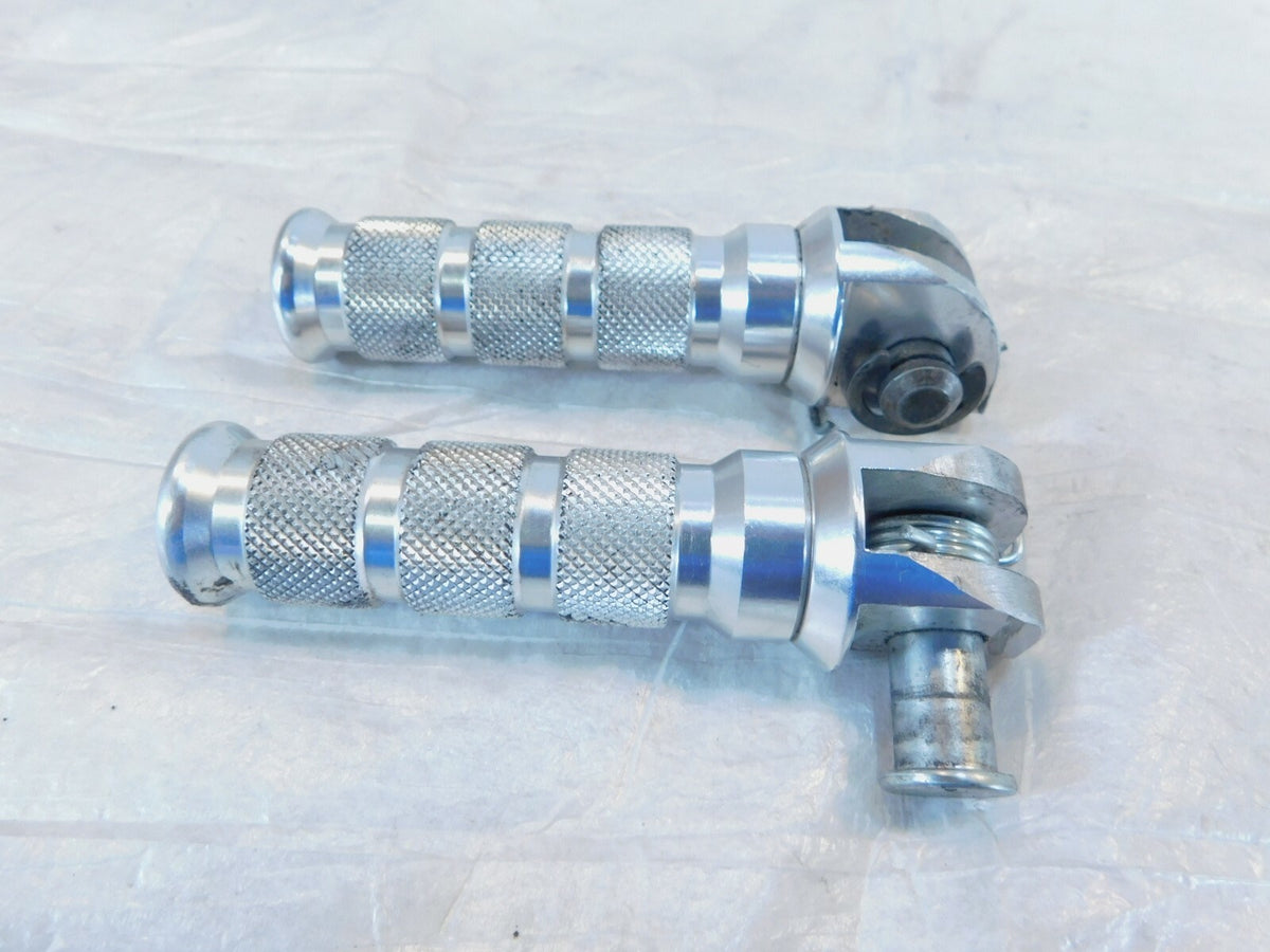 2001 01 Kawasaki Ninja ZX-6 ZX600E Silver Front Left & Right Footrests Footpegs - C3 Cycle