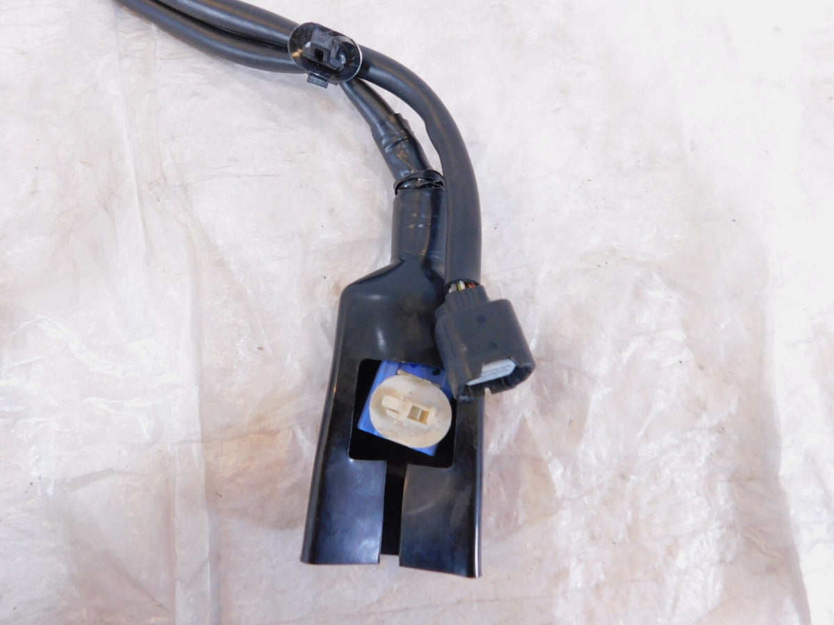 Honda CB1000 CB1000R Right Handlebar Start Stop Kill Switches w/ Throttle Grip - C3 Cycle