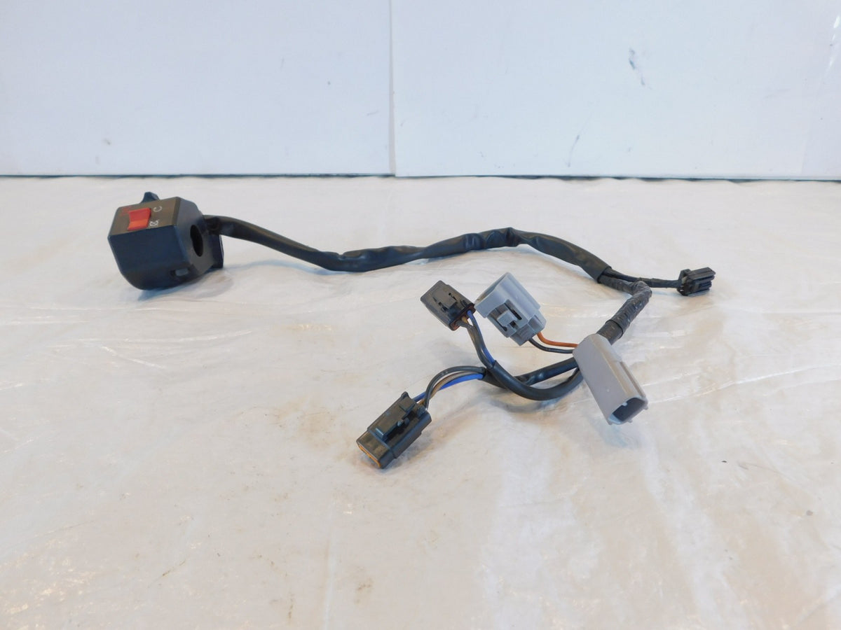 Buell XB XB9 XB12 Firebolt Lightning Right Handlebar Engine Stop Start Switches - C3 Cycle
