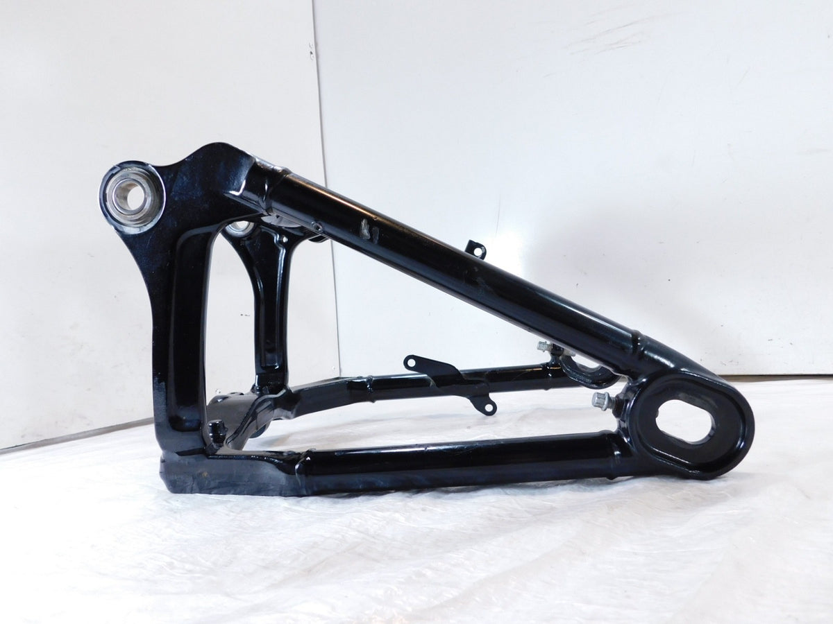Harley Davidson Softail Heritage Milwaukee 8 M8 Rear Wheel Fork Swingarm Bracket - C3 Cycle