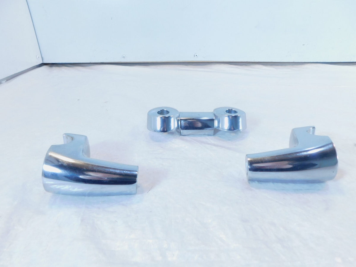 2011 Kawasaki Vulcan Custom 900 VN900 Front Handlebar Mount Clamp Bracket Risers - C3 Cycle