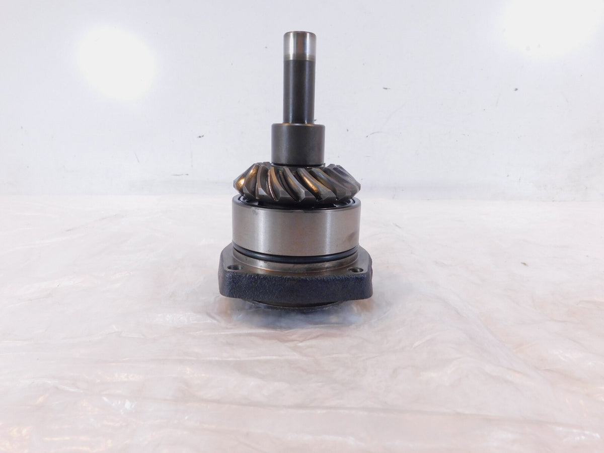 Suzuki Boulevard S83 VS1400 Intruder 1400 Rear Secondary Bevel Drive Gear Shaft