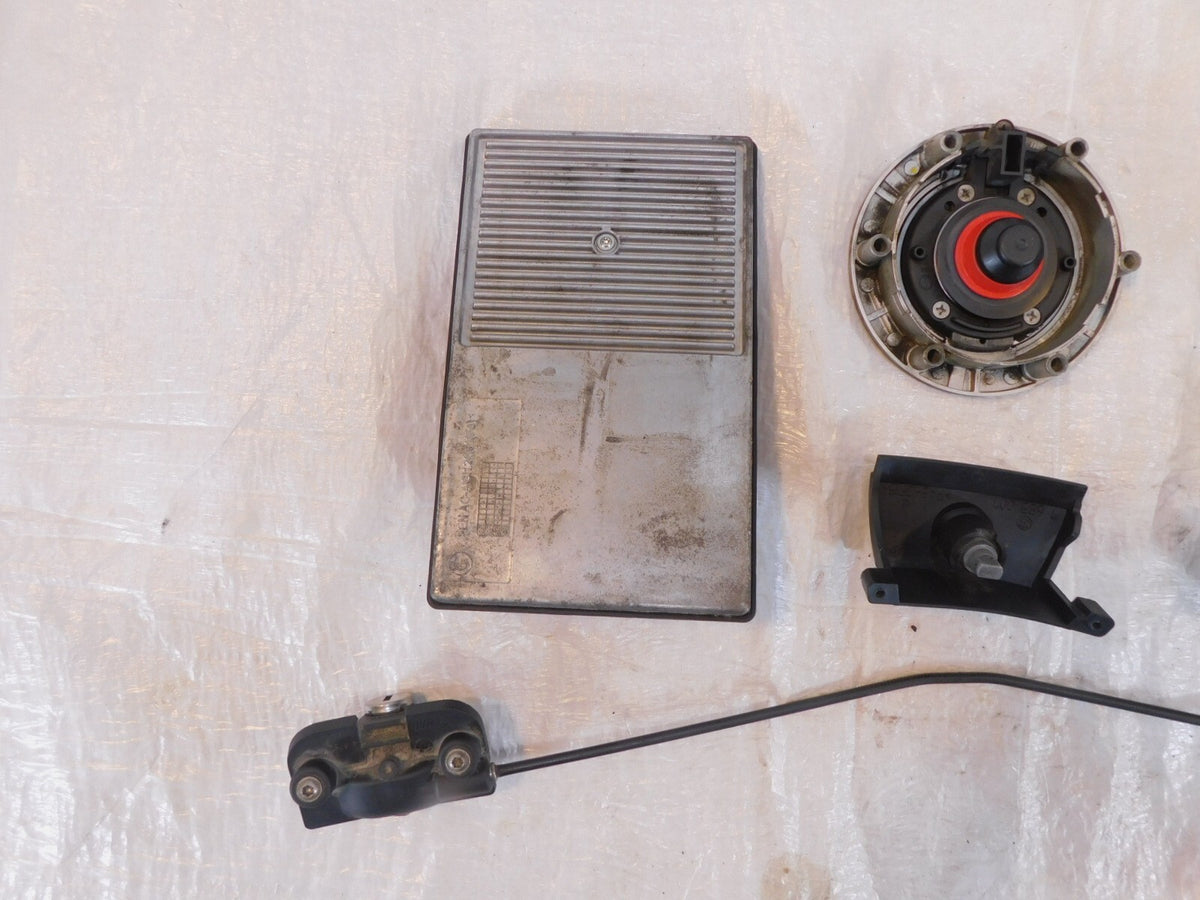2005-13 BMW R1200RT Ignition Switch Fuel Tank Gas Cap Control Unit Lock Key Set