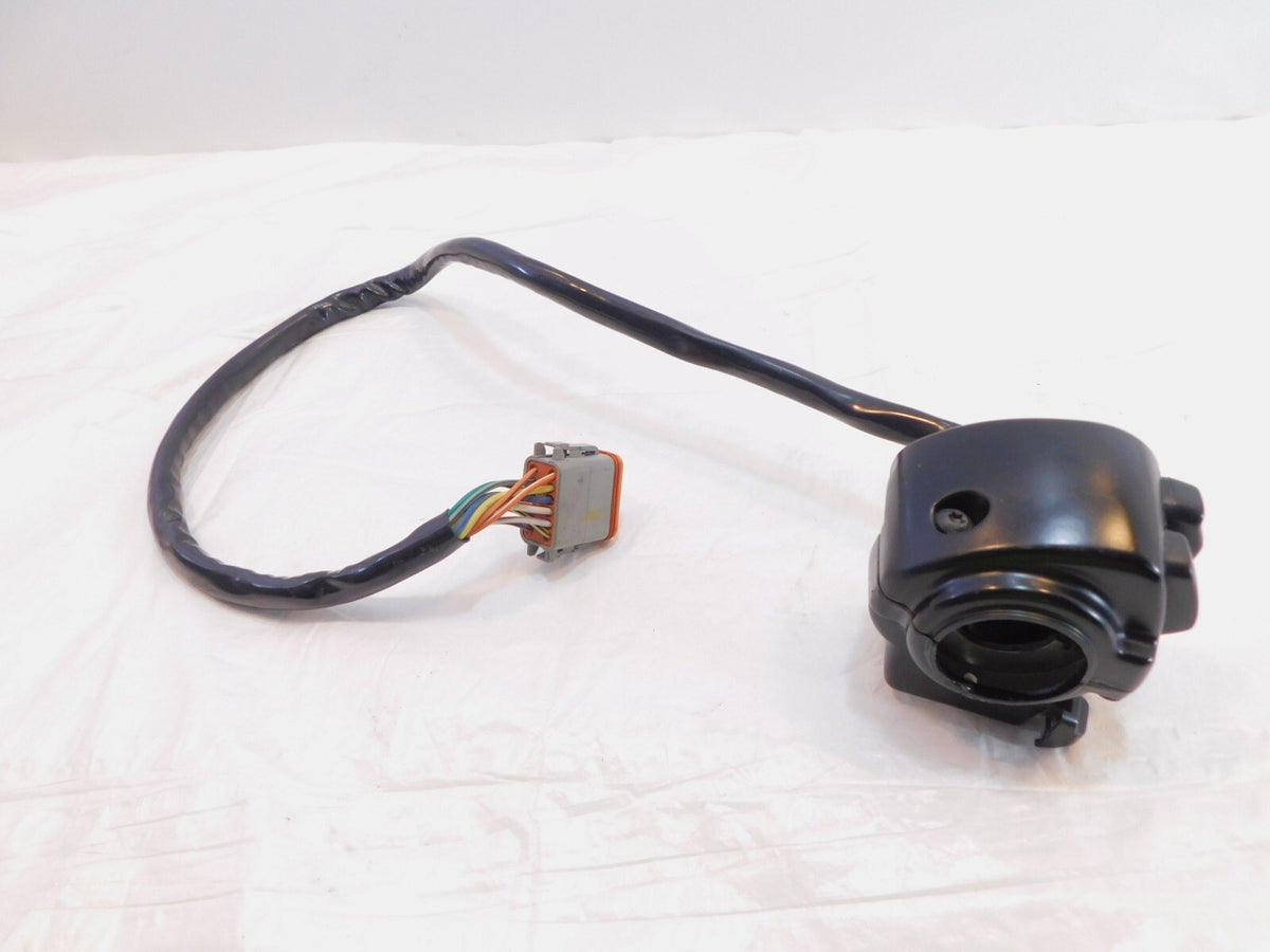 Harley Davidson Electra Glide Ultra Left Handlebar Speaker Volume & CB Switches - C3 Cycle